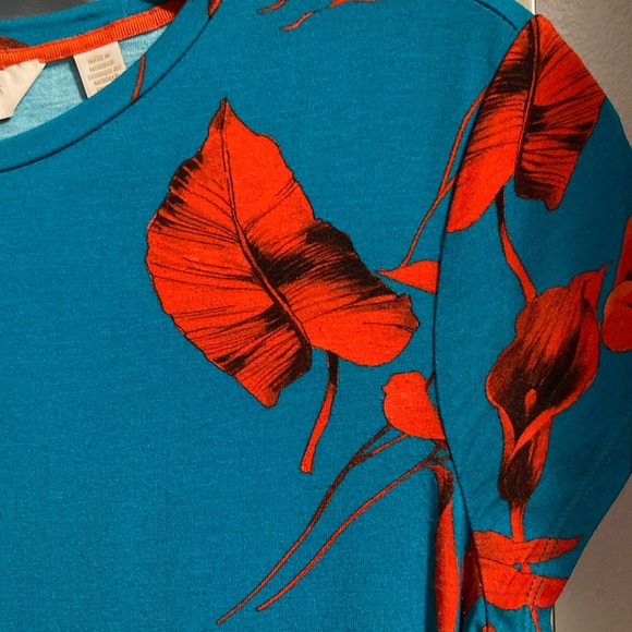 Teal and Red Floral Women's Top - Picture 6 of 8